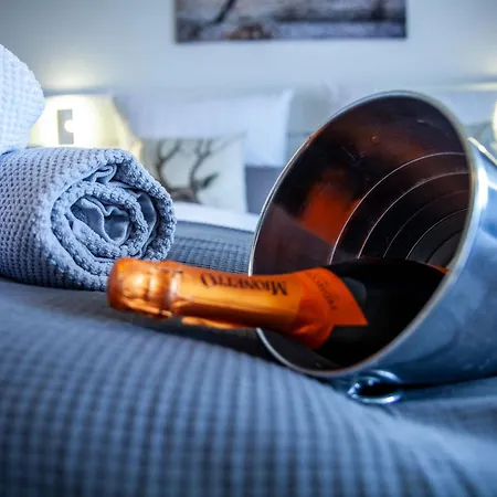 Lägenhet Albview - Zentral - Modern - Naehe Kur- Rehaklinik - Albtherme *