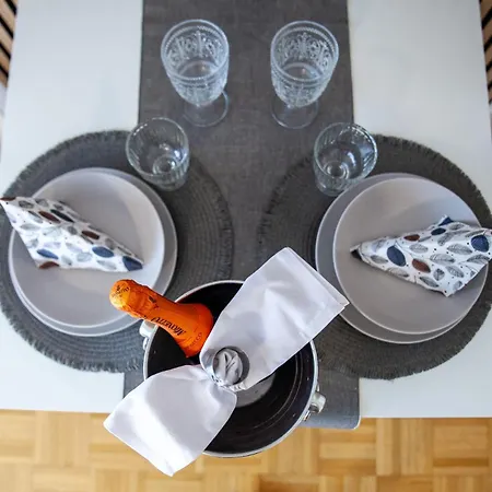 Albview - Zentral - Modern - Naehe Kur- Rehaklinik - Albtherme *