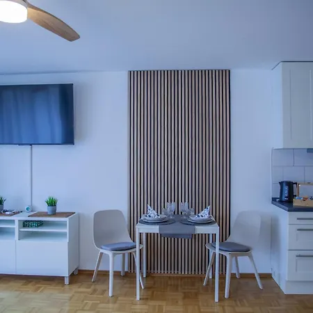 Albview - Zentral - Modern - Naehe Kur- Rehaklinik - Albtherme *