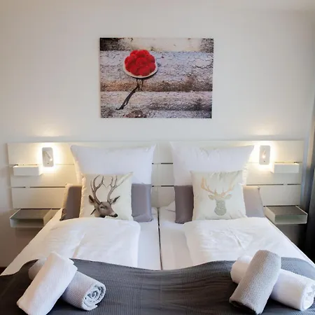 Lägenhet Albview - Zentral - Modern - Naehe Kur- Rehaklinik - Albtherme