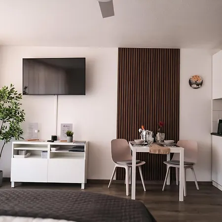 Albview-apartment1 -zentral-naehe Klinik-therme-agilent *